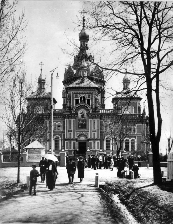 Брянск. Церковь Спаса Преображения в Бежице (старая). архивная фотография, 1895 год фото с https://vk.com/pages?oid=-86847417&p=Брянск._Преображенский_храм_в_Бежице_%28старый%29