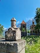 Степанцминда (Казбеги). Гавриила Архангела, церковь