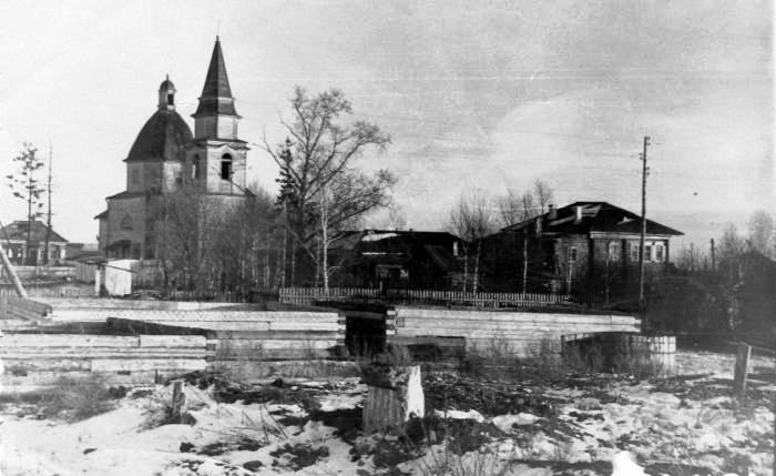 Коренево. Церковь Петра и Павла. архивная фотография, Фото с сайта http://taragorod.ru/forum/61-802-1#10700