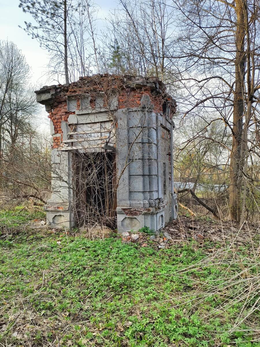 Неизвестная часовня, Бережки (Рузский городской округ, Московская область). фасады