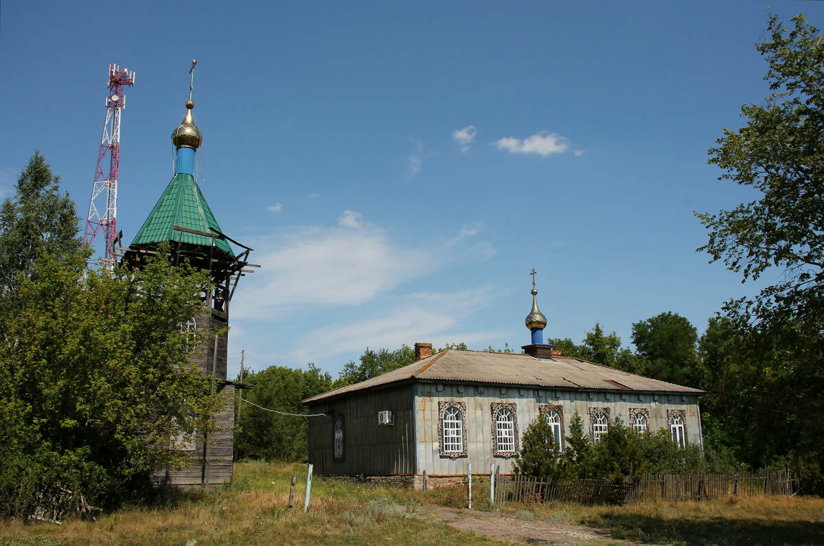 Церковь Благовещения Пресвятой Богородицы, Верхние Марки (Каменский район, Воронежская область). общий вид в ландшафте
