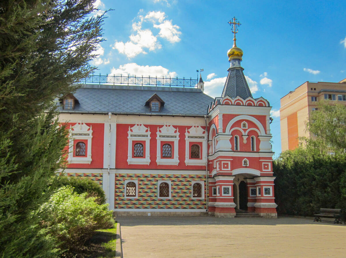 Часовня Кирилла и Мефодия, Павловская Слобода (Истринский городской округ и ЗАТО Восход, Московская область). фасады