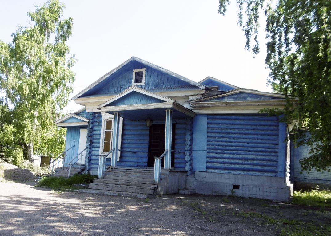 Церковь Благовещения Пресвятой Богородицы, Благовещенск (Благовещенский район, Республика Башкортостан). фасады, В этом здании церковь прекратила свою деятельность в январе 2017 г. Кресты сняты.