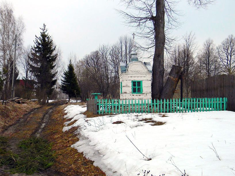 Часовня Силуана Афонского, Векино (Шуйский район, Ивановская область). общий вид в ландшафте
