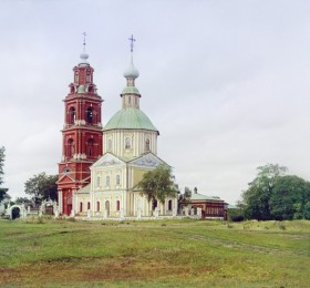 Суздаль. Церковь Димитрия Солунского