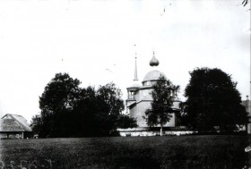 Самро. Церковь Воскресения Христова