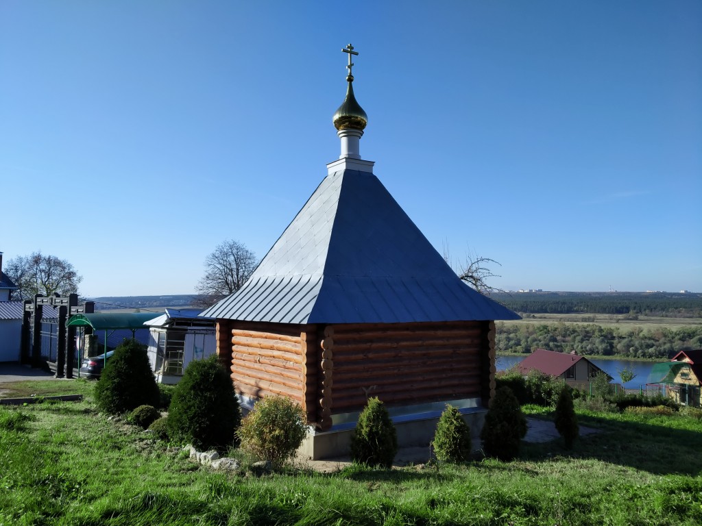 Часовня-купальня  Пантелеимона Целителя, Кашира (Каширский городской округ, Московская область). фасады