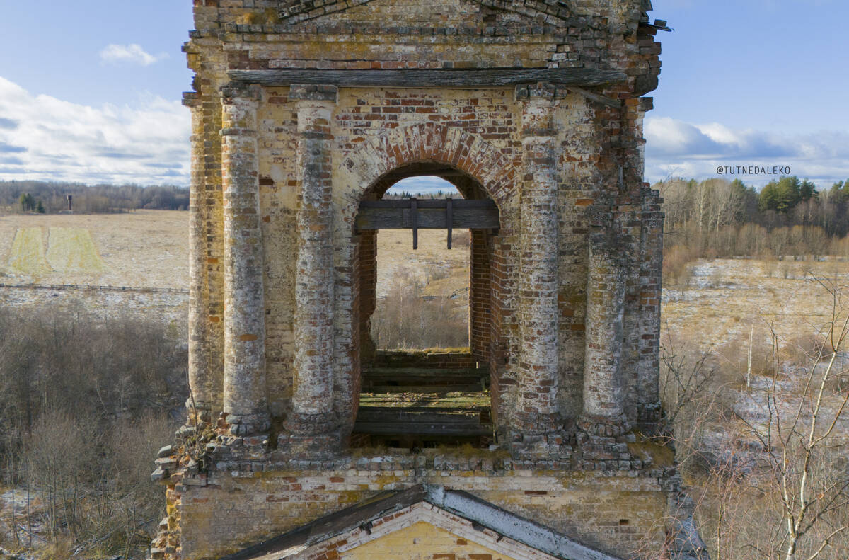 Церковь Воскресения Христова, Жилино (Солигаличский район, Костромская область). архитектурные детали