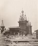 Церковь Лазаря Четырехдневного (старая Николая Чудотворца), Вид на храм с юга, на историческом месте. Фотография П.П. Шаумана, с сайта pastvu.com<br>, Сура, Пинежский район, Архангельская область