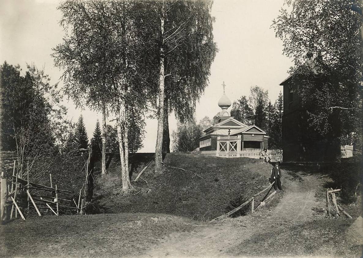 Фото 1906-1908 годов из фондов Костромского государственного историко-архитектурного и художественного музея-заповедника. Автор Василий Николаевич Кларк, архивная фотография. Церковь Казанской иконы Божией Матери, Овсянниково, урочище (Чухломский район, Костромская область)