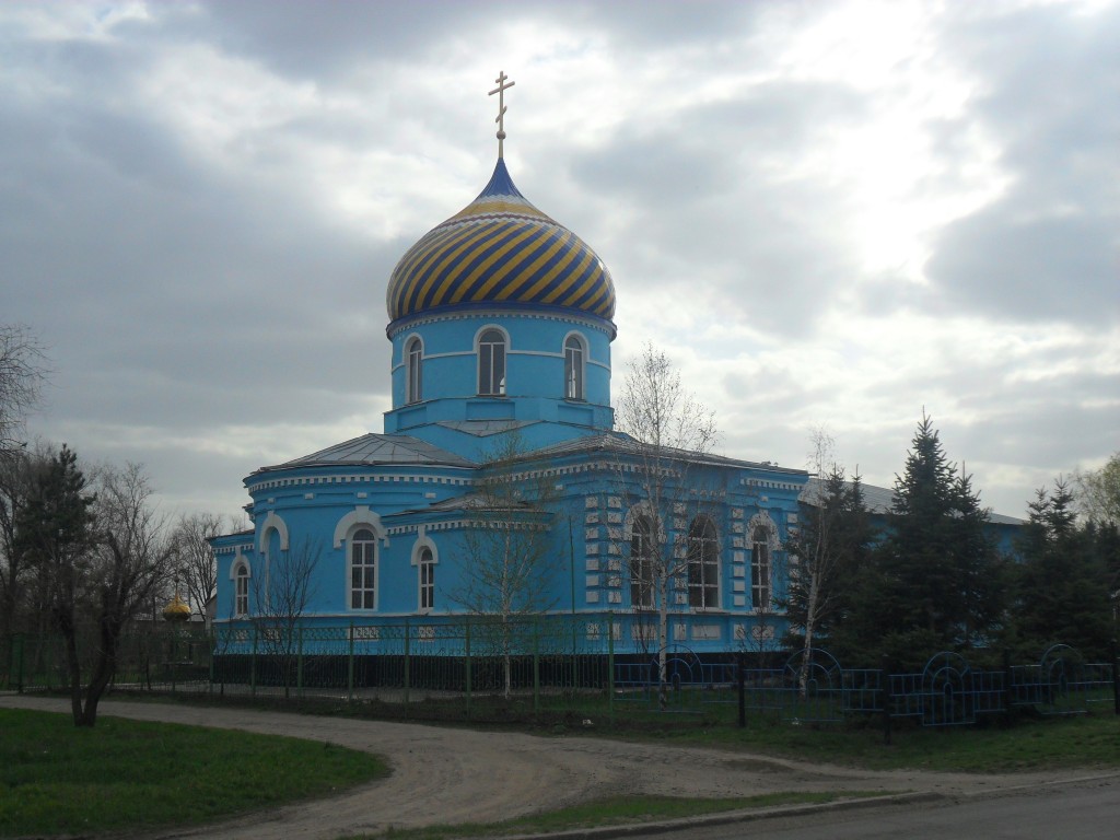Церковь Покрова Пресвятой Богородицы, Новосветловка (Краснодонский район, Украина, Луганская область). фасады