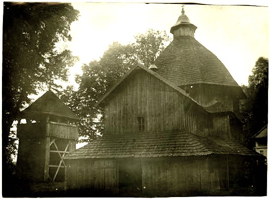 Выкоты. Церковь Сошествия Святого Духа. архивная фотография, Фото на польском сайте http://www.fototeka.ihs.uj.edu.pl