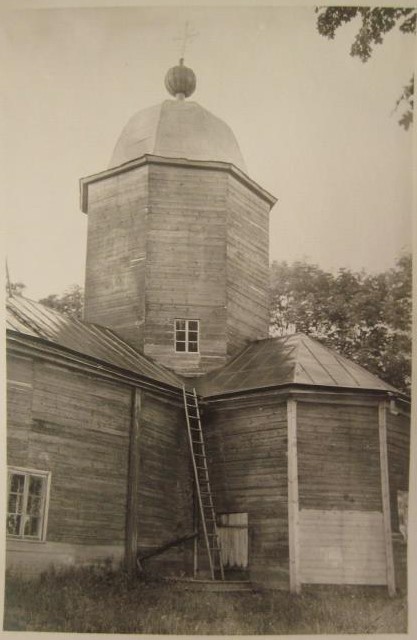 Церковь Николая Чудотворца, Гдов (Гдовский район, Псковская область). архивная фотография, Перспектива северного фасада. Фото Максимов В. Н. 1914 г. из коллекции ГНИМА. (https://goskatalog.ru/portal/#/collections?id=13047282)