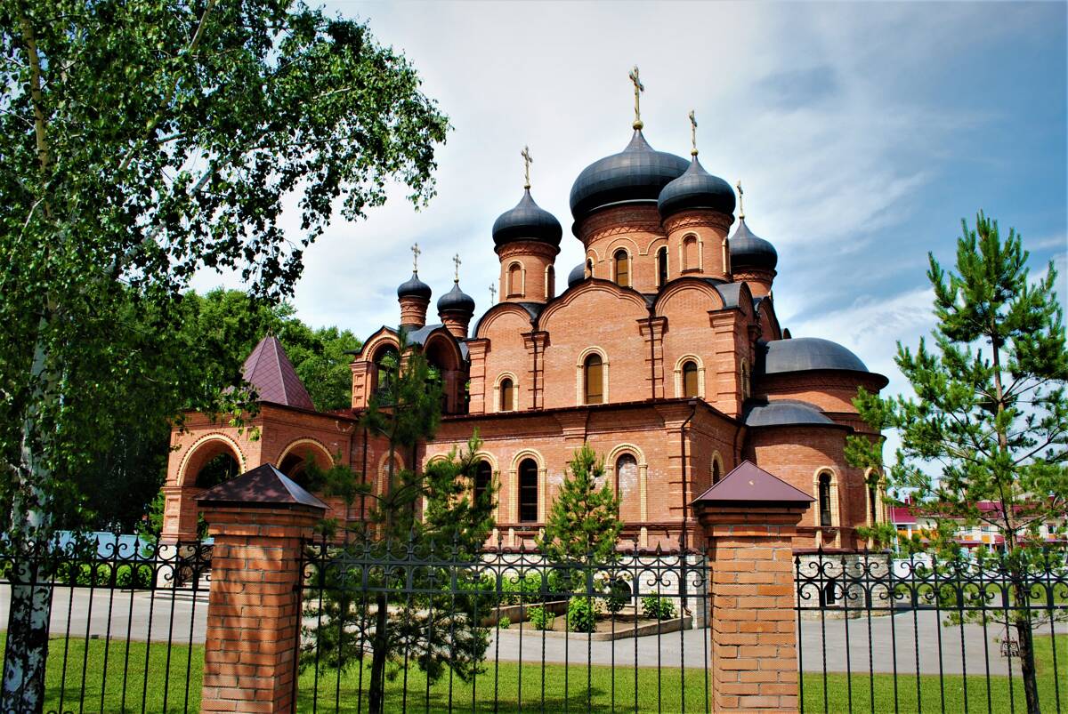 Церковь Благовещения Пресвятой Богородицы (новая), Благовещенск (Благовещенский район, Республика Башкортостан). фасады