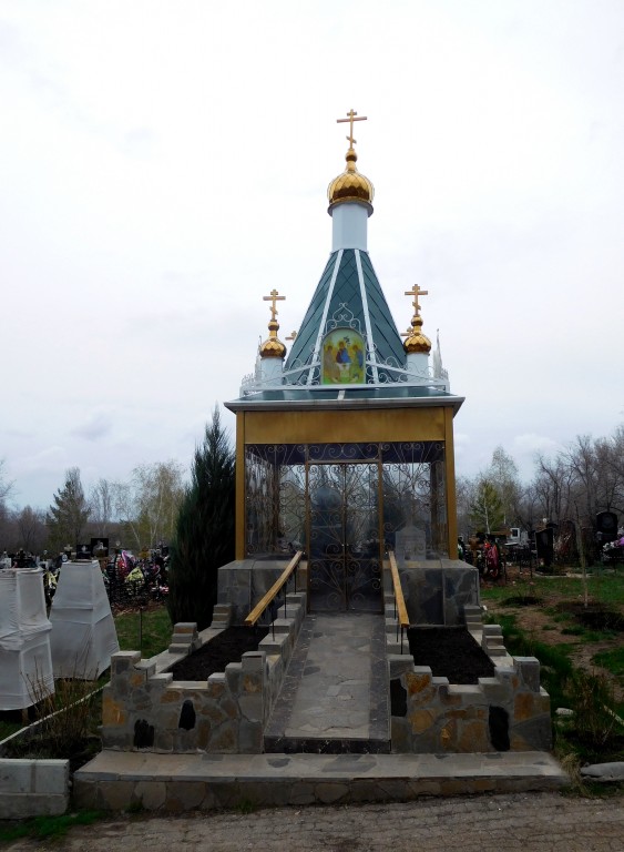 Неизвестная часовня на Южном кладбище, Верхняя Подстёпновка (Волжский район, Самарская область). фасады