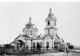 Песковка. Церковь Воздвижения Креста Господня (старая)