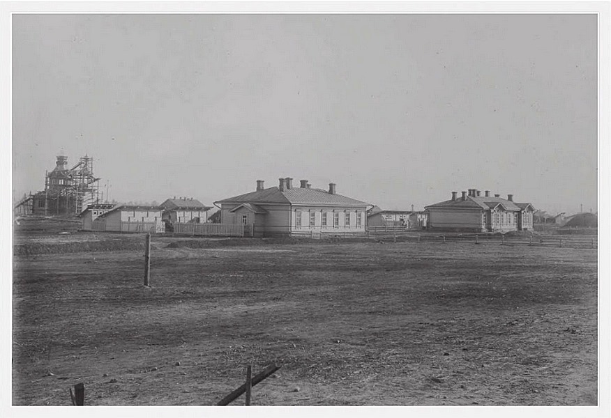 Церковь Феодора Тирона, Зима (Зиминский район, Иркутская область). архивная фотография, 1899 год. Строительство церкви. Фото из коллекции Евгении Верещагиной