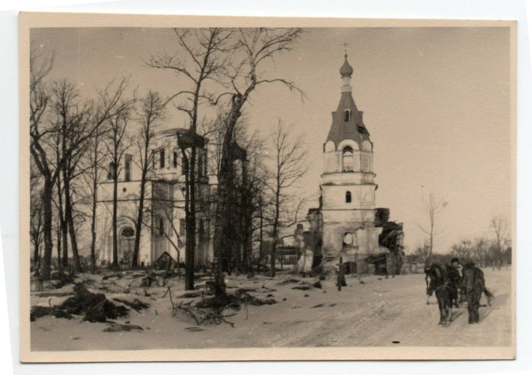 Ржев. Церковь Казанской иконы Божией Матери. архивная фотография, Храм после обстрела. Фото 1943 г. с аукциона e-bay.de