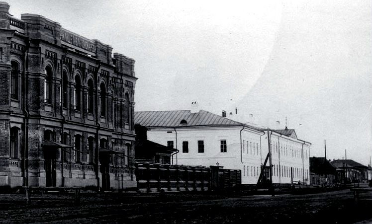 Домовая церковь Кирилла и Мефодия при бывшей Учительской семинарии, Иркутск (Иркутск, город, Иркутская область). архивная фотография, Фото с сайта http://humus.livejournal.com/