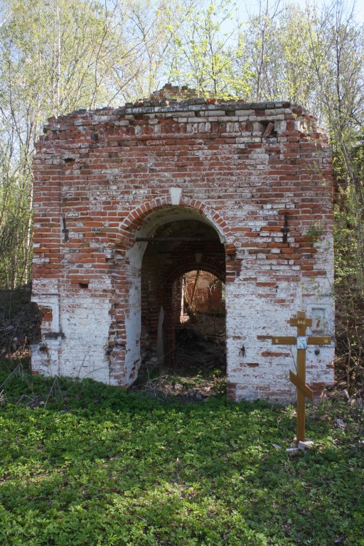Церковь Николая Чудотворца, Болото (Белёвский район, Тульская область). фасады