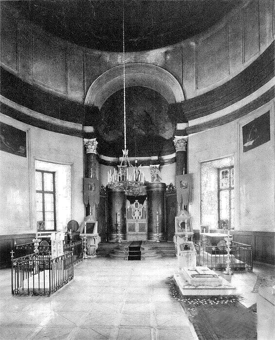 Церковь Троицы Живоначальной (старая), Дугино (Сычёвский район, Смоленская область). архивная фотография, Интерьер храма. Фото 1900-х годов из приходского архива
