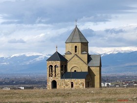 Гори. Церковь Троицы Живоначальной