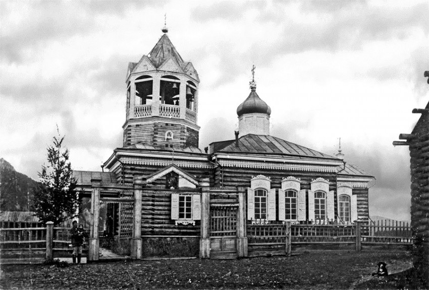 Церковь Николая Чудотворца, Большой Пеледуй, урочище (Ленский район, Республика Саха (Якутия)). архивная фотография, Фото с сайта http://russian-church.ru/viewpage.php?cat=%D0%BAirenskij-uezd&page=18