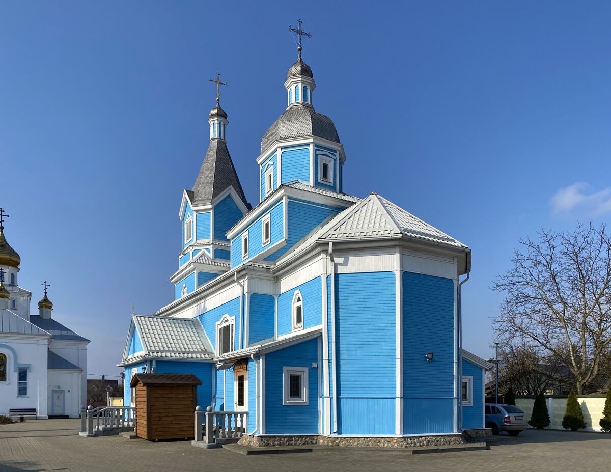 Церковь Покрова Пресвятой Богородицы, Чижевичи (Солигорский район, Беларусь, Минская область). фасады, Вид с юго-востока