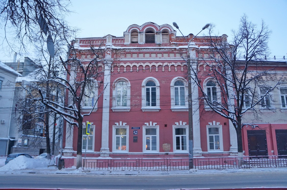 Нижегородский район. Домовая церковь Вознесения Господня и Александра Невского при Александровской богадельне. фасады