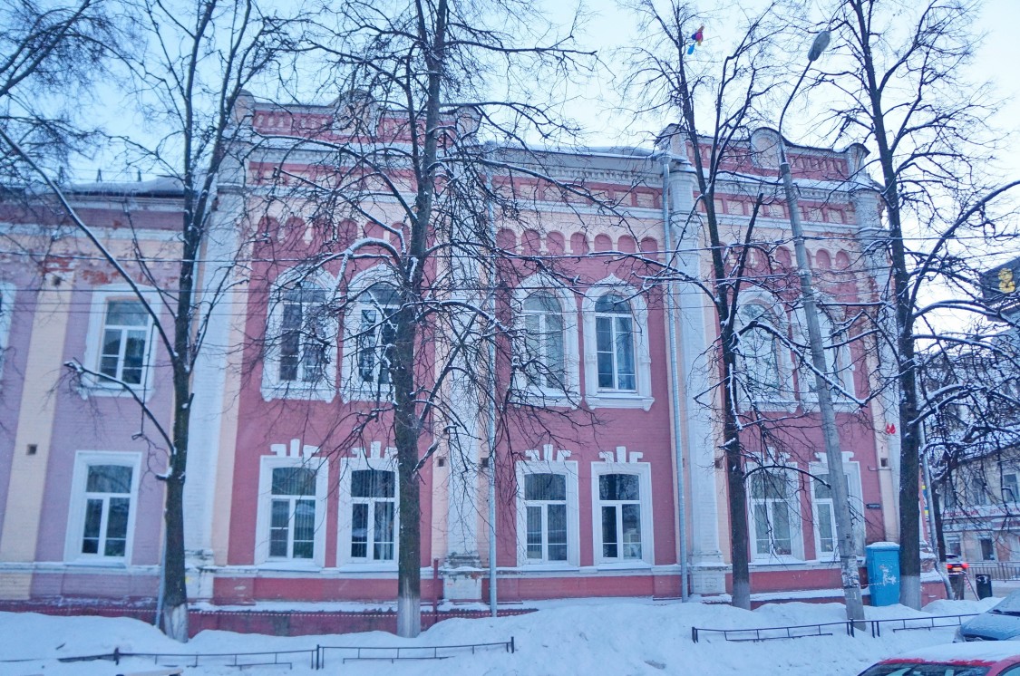 Нижегородский район. Домовая церковь Вознесения Господня и Александра Невского при Александровской богадельне. фасады