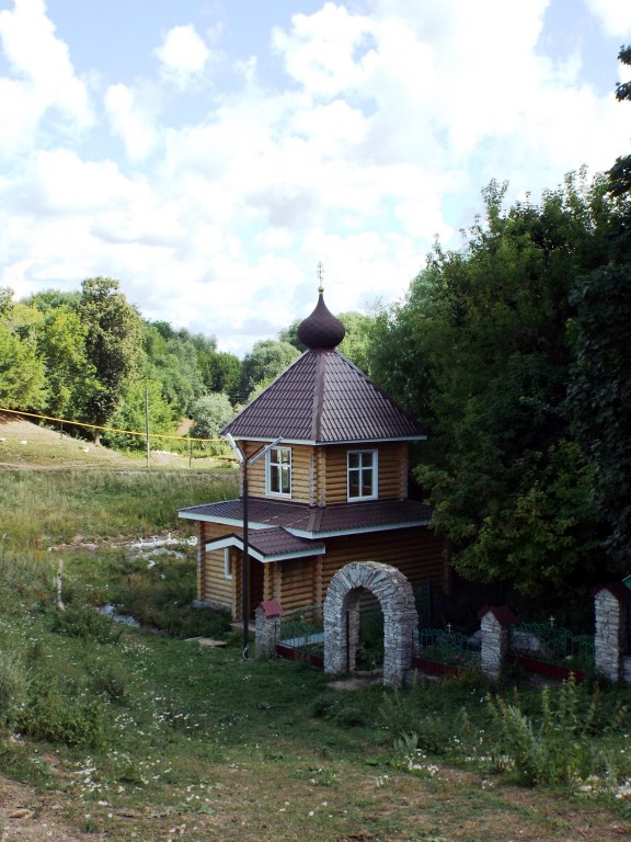 Неизвестная часовня на источнике, Село-Чура (Кукморский район, Республика Татарстан). фасады