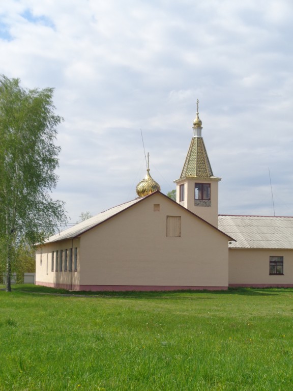 Хрисо. Церковь Царственных страстотерпцев. фасады