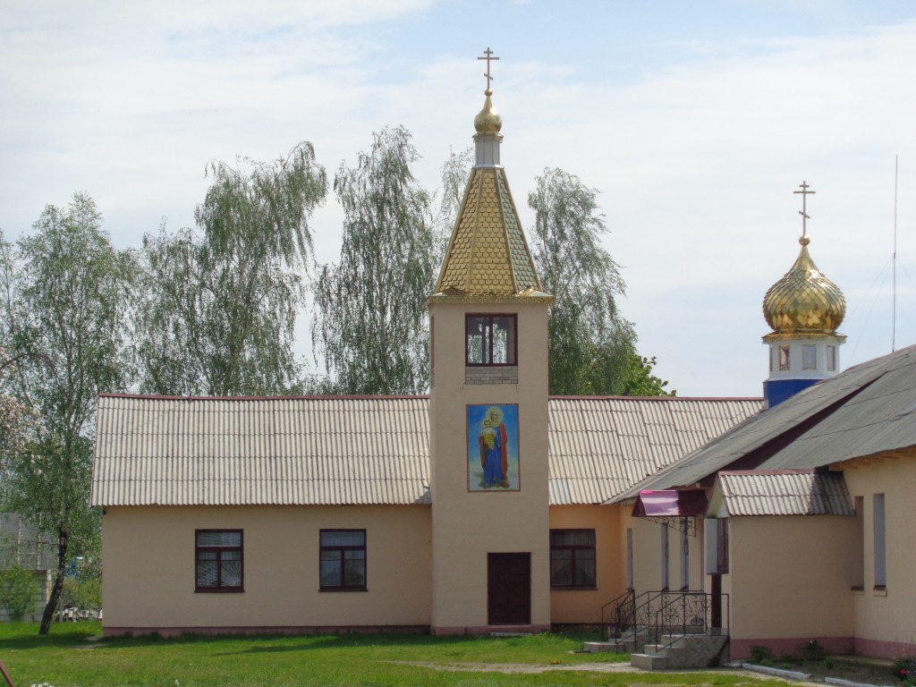 Церковь Царственных страстотерпцев, Хрисо (Берёзовский район, Беларусь, Брестская область). фасады