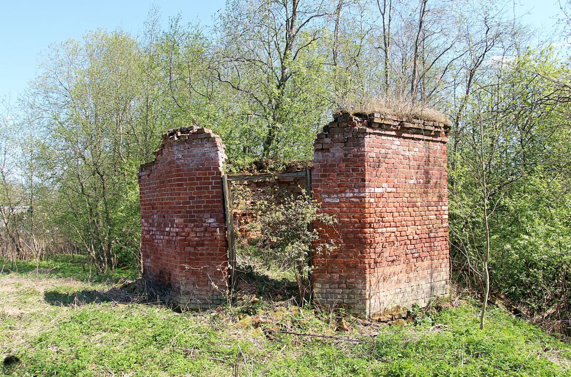 Неизвестная часовня, Кологриво (Сланцевский район, Ленинградская область). фасады
