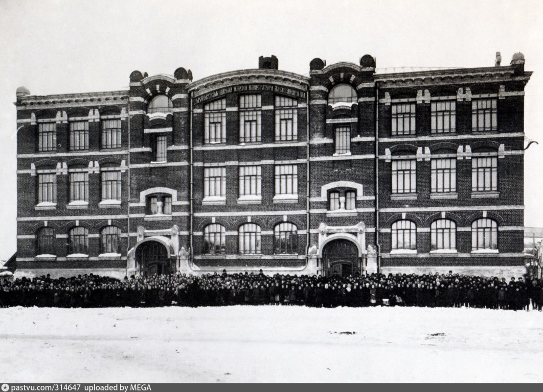 Домовая церковь Сергия Радонежского при бывшей Школе им. Александра III, Сормовский район (Нижний Новгород, город, Нижегородская область). архивная фотография, Фото с сайта https://pastvu.com