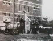 Часовенный столб у бывшей школы им. Александра III