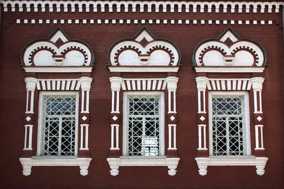 Церковь Покрова Пресвятой Богородицы, Мары (Туркменистан, Прочие страны). архитектурные детали, Наличники