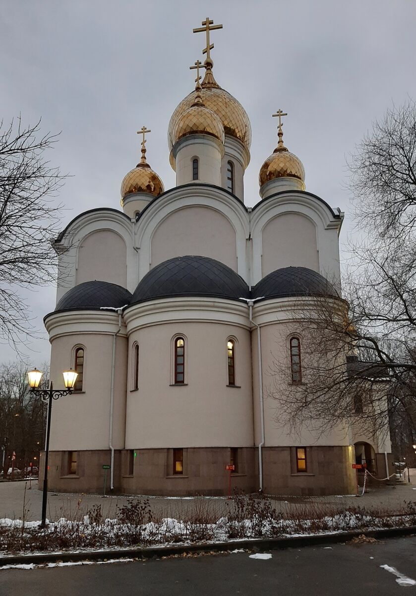 Церковь Матроны Московской в Дмитровском, Дмитровский (Северный административный округ (САО), г. Москва). фасады