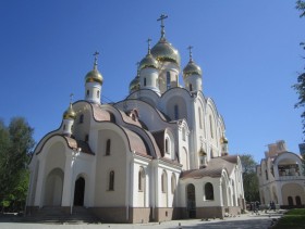 Москва. Церковь Матроны Московской в Дмитровском
