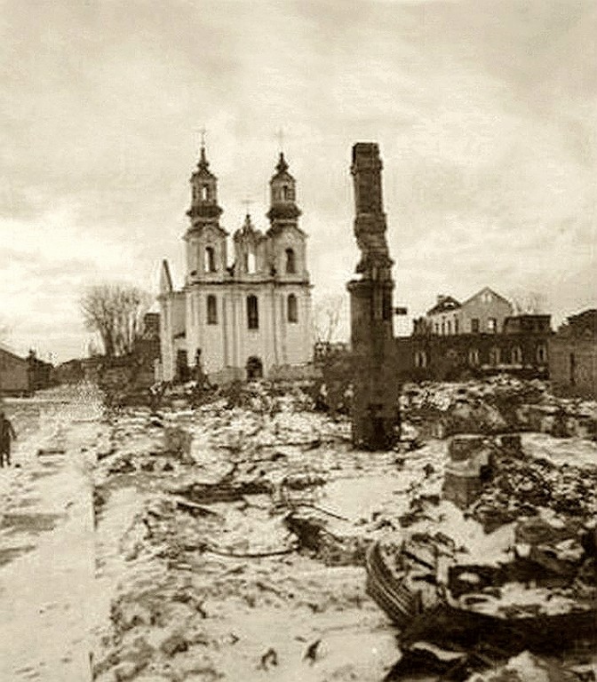 Церковь Петра и Павла, Витебск (Витебск, город, Беларусь, Витебская область). архивная фотография, 1944 год фото с сайта https://pastvu.com/p/273516