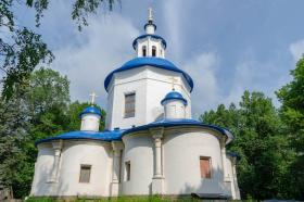 Петрово-Дальнее. Церковь Успения Пресвятой Богородицы (восстановленная)