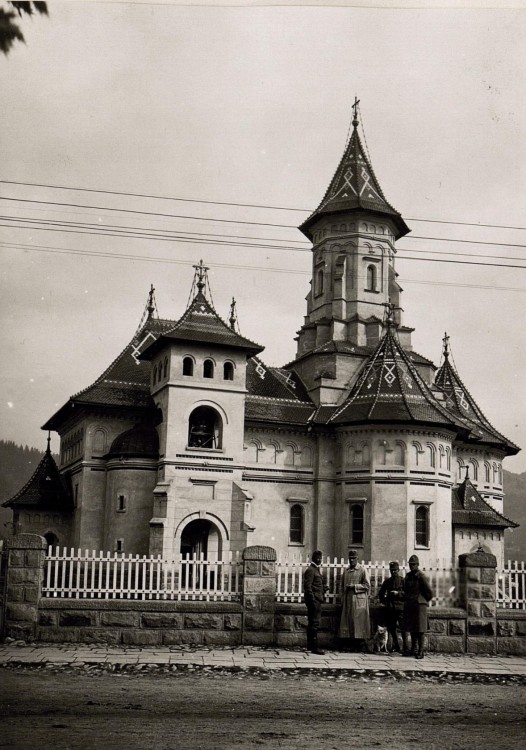 Собор Успения Пресвятой Богородицы, Кымпулунг-Молдовенеск (Сучава, Румыния). архивная фотография, Фото 1916 г. с аукциона e-bay.de