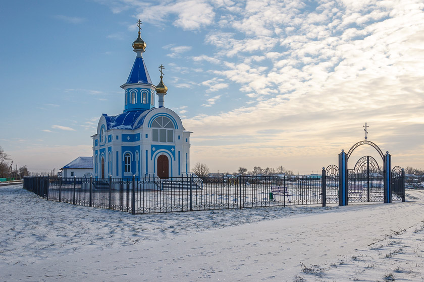 Петровское. Церковь Покрова Пресвятой Богородицы. фасады