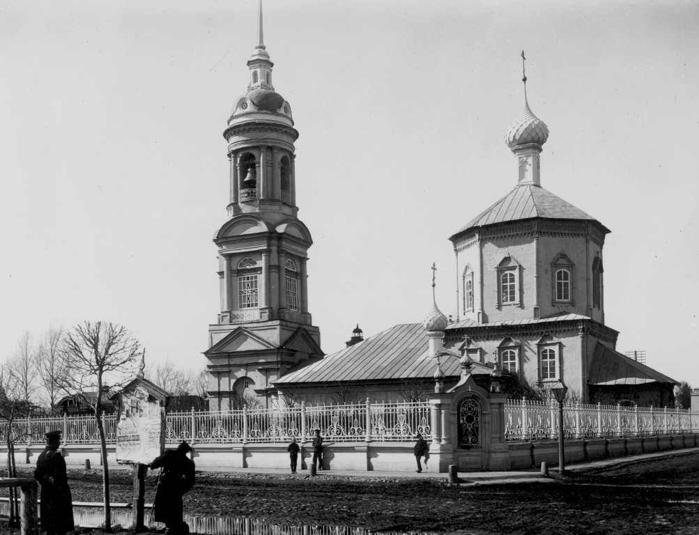 Церковь Космы и Дамиана в Кузнецах, Кострома (Кострома, город, Костромская область). архивная фотография, фото 1901—1916 год.Архив Б.Коробова. с сайта https://pastvu.com/p/409707