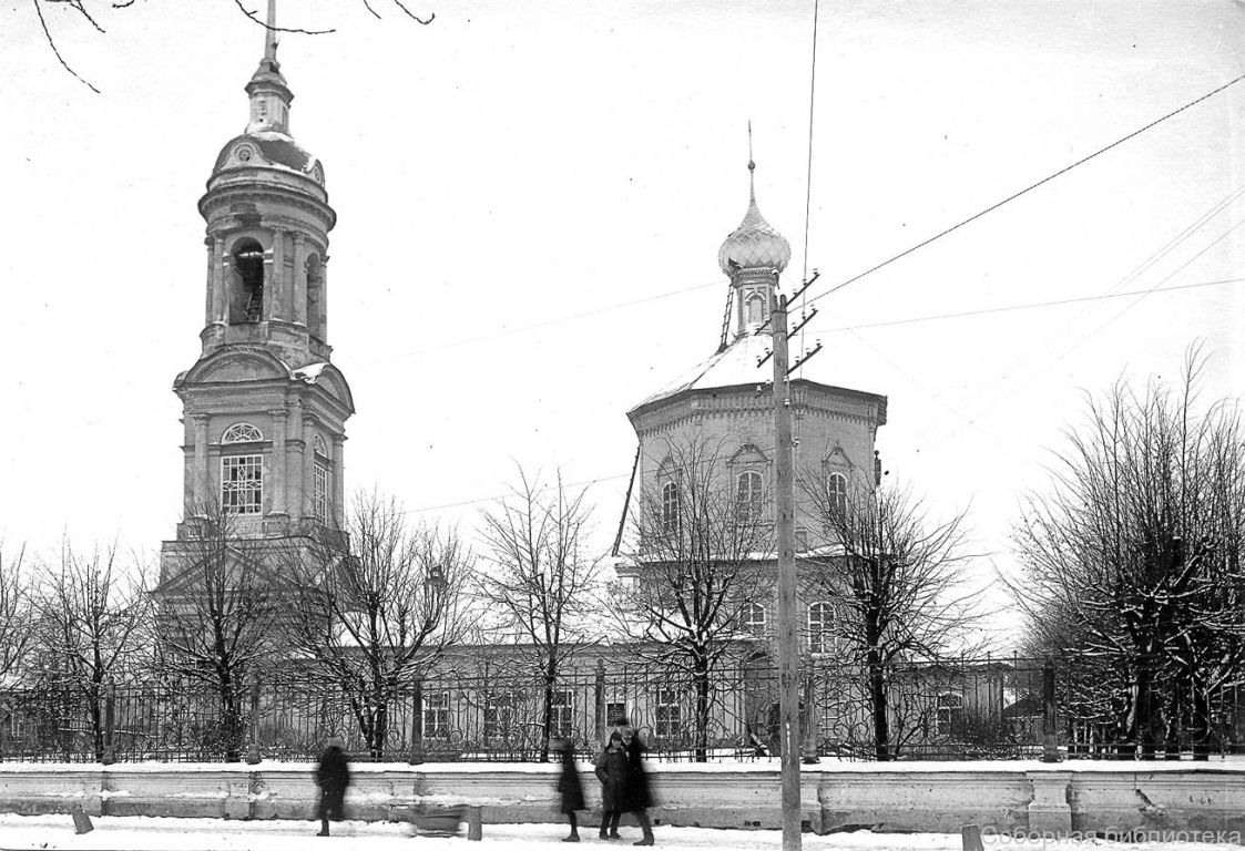 Церковь Космы и Дамиана в Кузнецах, Кострома (Кострома, город, Костромская область). архивная фотография, Козьмодемьянская-церковь на Медном пруду. Фото начала ХХ в. Источник: «Соборная библиотека Костромской епархии», www.bibl-kostroma.ru