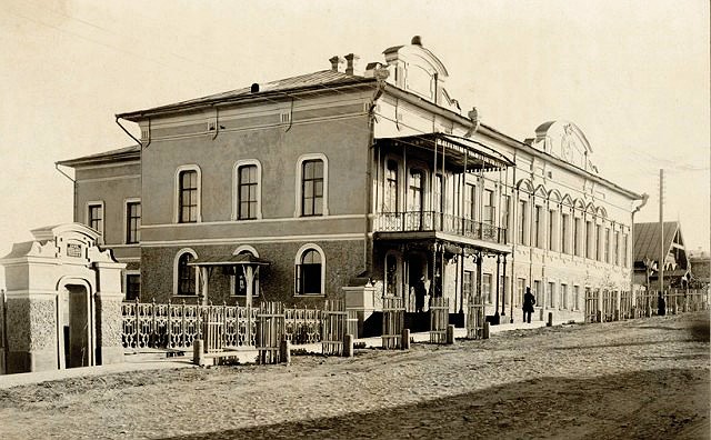 Домовая церковь Михаила Архангела при бывшей второй мужской гимназии, Пенза (Пенза, город, Пензенская область). архивная фотография, Фото с сайта old-penza.livejournal.com