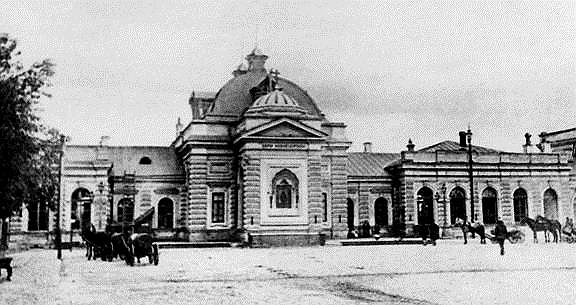 Часовня в память кончины Александра II при вокзале Пенза I, Пенза (Пенза, город, Пензенская область). архивная фотография, Фото с сайта http://humus.livejournal.com/