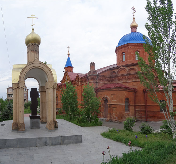 Церковь Покрова Пресвятой Богородицы, Ереван (Армения, Прочие страны). фасады, Вид с юго-востока