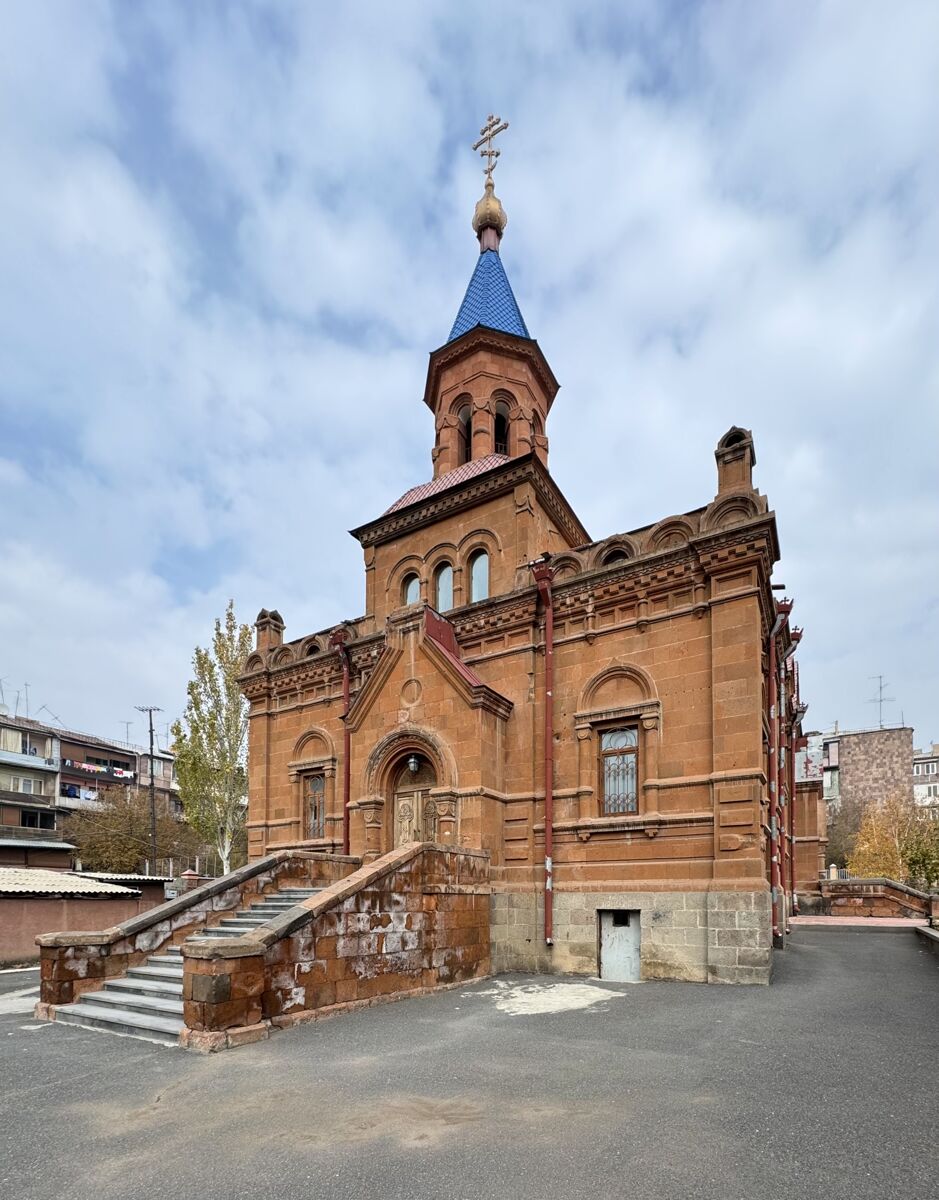 Церковь Покрова Пресвятой Богородицы, Ереван (Армения, Прочие страны). фасады, Вид с юга