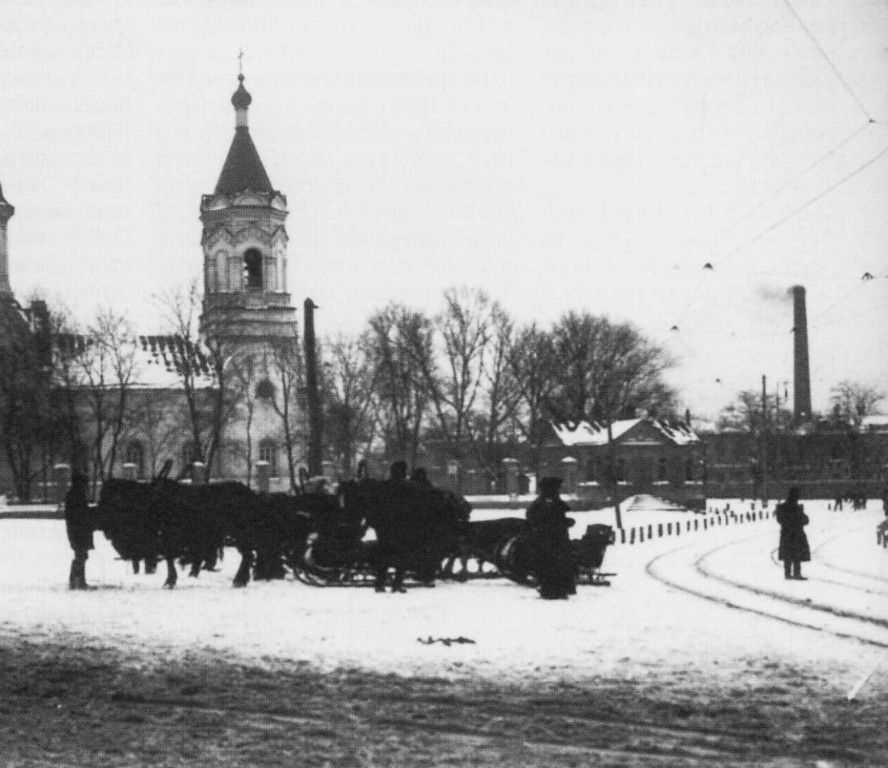 Церковь Покрова Пресвятой Богородицы, Днепр (Днепровский район, Украина, Днепропетровская область). архивная фотография, Фотография 1900 года. с https://vk.com/wall-51299502_1584?z=photo-51299502_340911483%2Fwall-51299502_1584